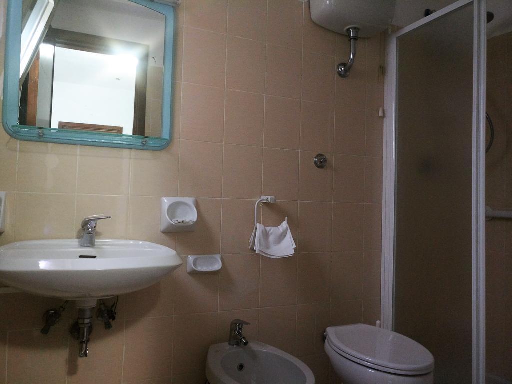 Hotel Eugenio Ischia Luaran gambar